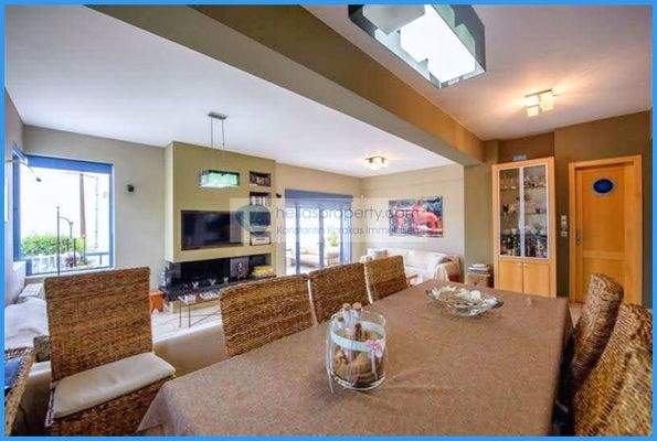 25dc8b8caa4a4ca7908b7ac29bbaa8cc-original