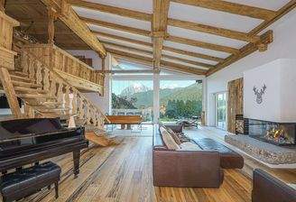 KITZIMMO-Großzügige Landhausvilla mit traumhaftem Kaiserblick kaufen - Immobilien Schwendt.