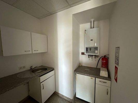 Büroküche mit Gasheizung