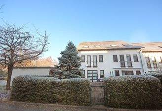 Hausansicht / Grundstücksseite