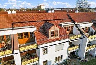 Dachwohnung mit zwei(!) Balkonen