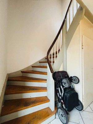 Treppenaufgang zum Obergeschoss