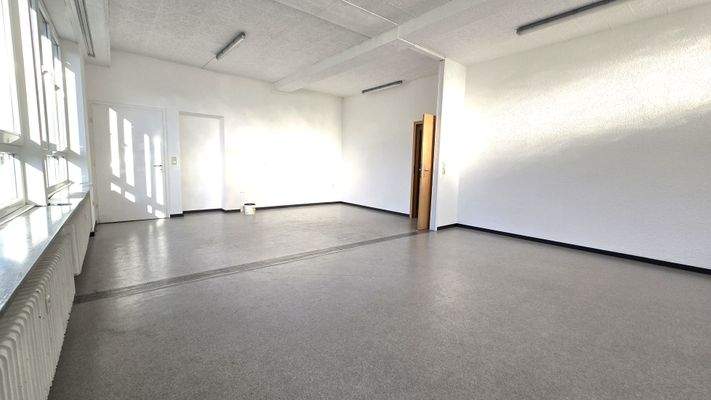 Gewerbeeinheit, großer Raum