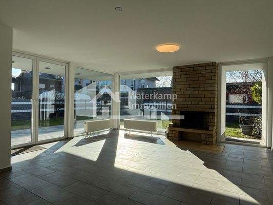 Wohnen 10 (lichtdurchflutet)