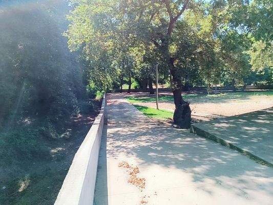 Kreta, Vryses: Wohngebäude mit Pool und Bergblick zu verkaufen – Ideale Investition im Apokoronas!