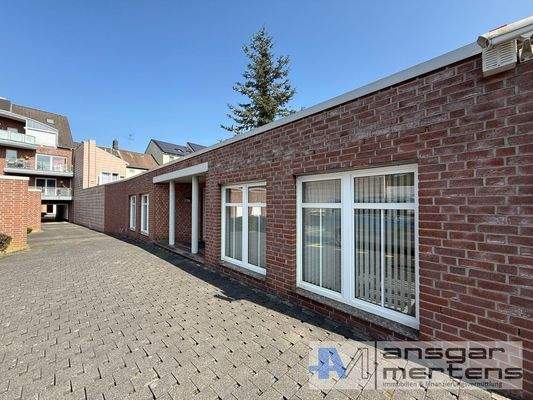 Büroansicht Richtung Straße 