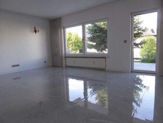 das freundliche Wohnzimmer...