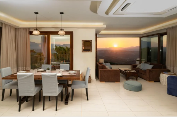 Kreta, Ag. Vlasios: 2 Luxusvillen mit Swimmingpools zu verkaufen