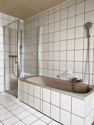 Badezimmer im 1. OG aktuell