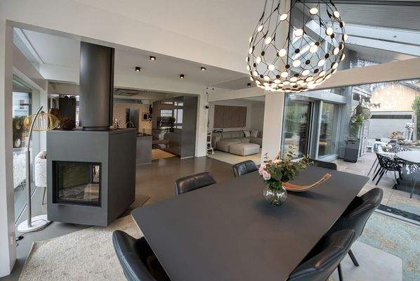 Esszimmer - Blick in Küche