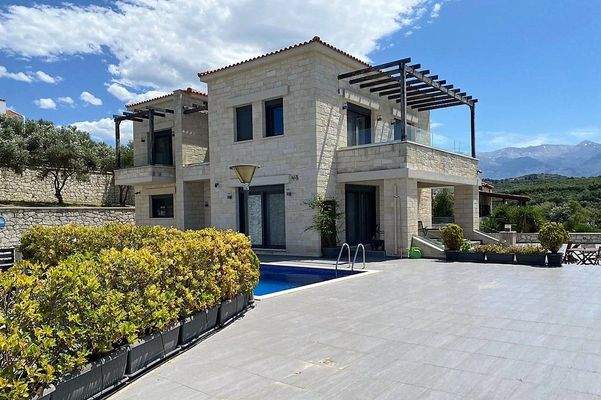 Greece-Crete-Stone-House-Villa-Foe-Sale-For-Sale00