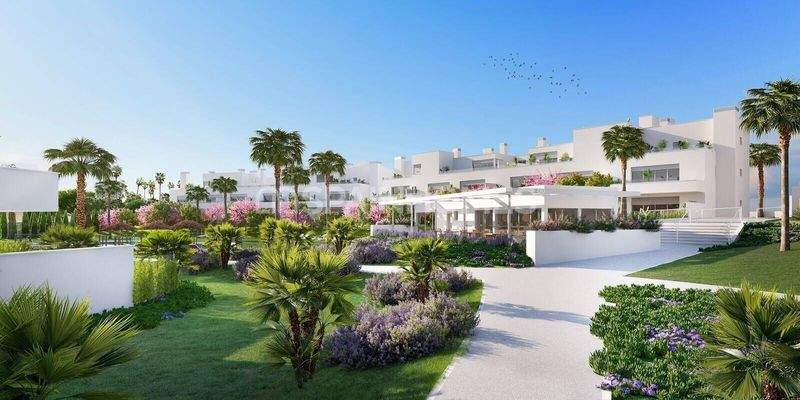 Low Maintenance Cost Real Estate in Prima Location in Estepona