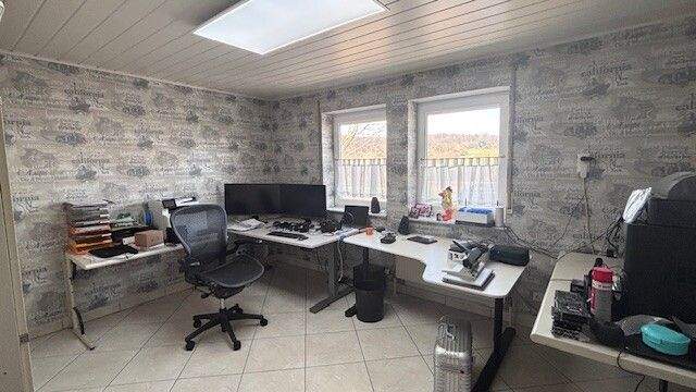 Das Arbeitszimmer im EG