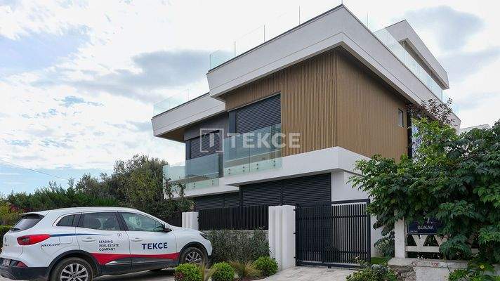 Seaside Private Villas with Pools in İzmir Güzelbahçe