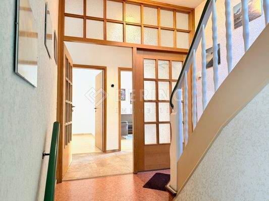 Etageneingang, Erdgeschoss