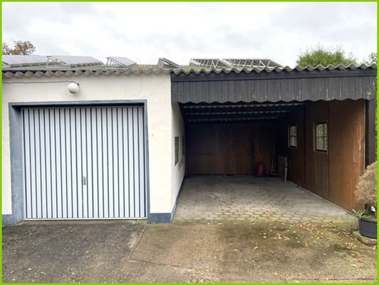 Carport und Garage