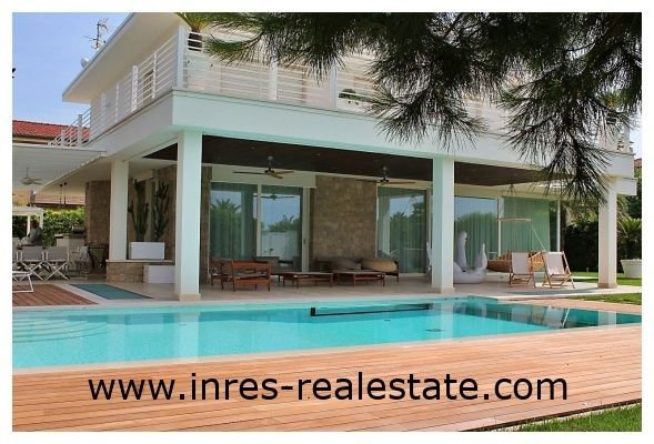 6840gc_01_Forte_dei_Marmi_Villa_Immobilienkauf_Tos