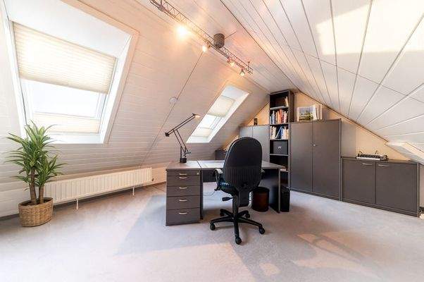 Büro/Dachstudio