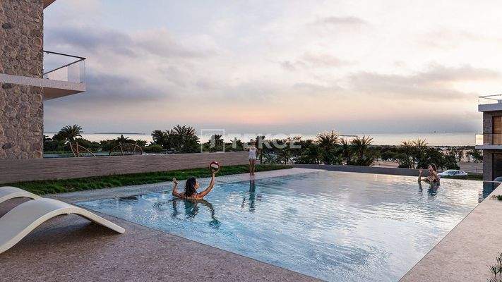 Apartments in a Residence with Beach Access in Karşıyaka Girne