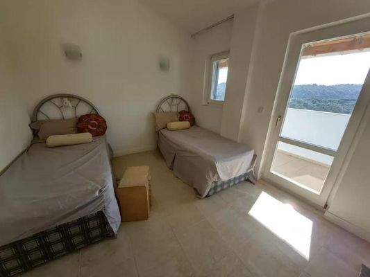 Zweistöckiges Haus mit Gästezimmer zum Verkauf in Kato Poros