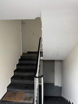 Treppenhaus 2.jpg