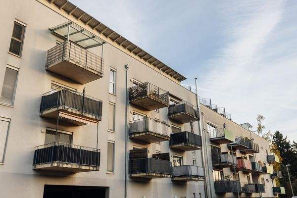 Gebäude Vorderansicht