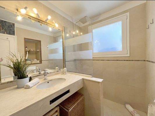 WhatsApp Image 2025-05-01 at 12.23.11 (1).jpeg