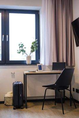 42cb6bd3-e5d6-4218-9f77-49d7e0a7f227