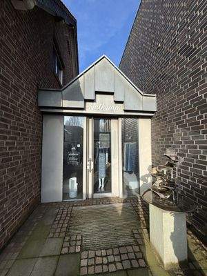 Eingangsbereich Geschäftslokal