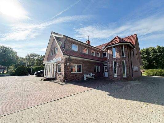 Wohnhaus mit Gaststätte