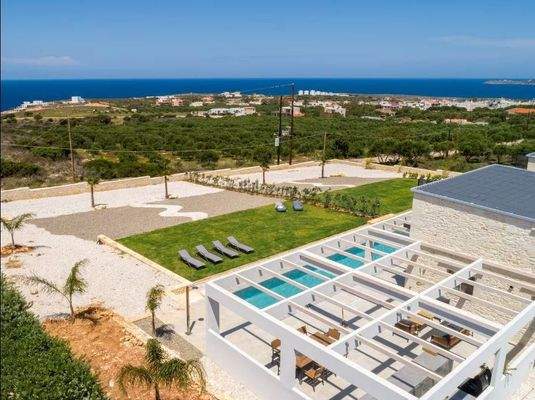 Kreta, Agios Onoufrios: Elegante Villa aus weißem Stein mit Meerblick zu verkaufen