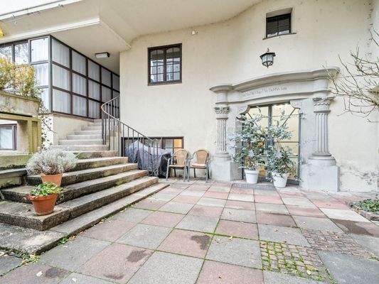 Zugang durch den Innenhof