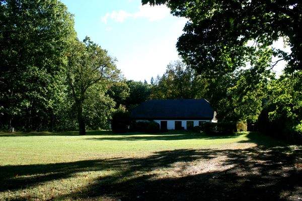 3 Hauptgebäude Rückseite