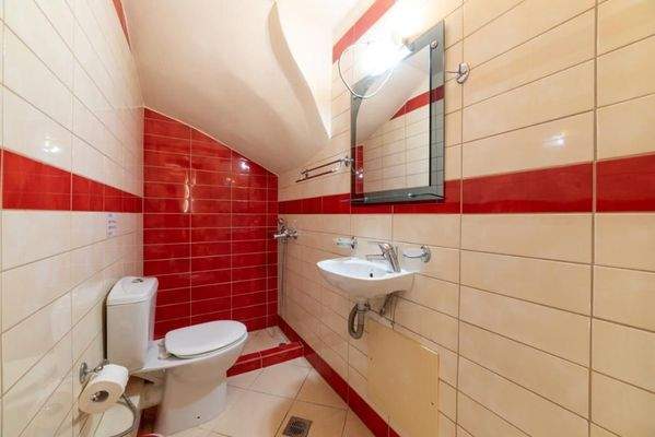 Kreta, Armeni bei Chania: Traditionelles Steinhaus mit privatem Pool zu verkaufen