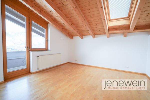 Top 1 - Schlafzimmer 2