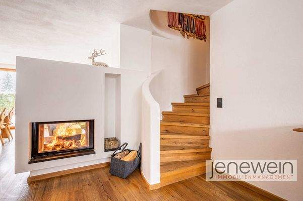 Top-02--Erdgeschoß--Treppe