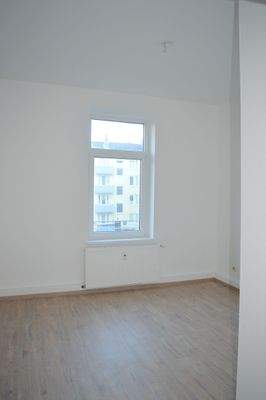 Goethestraße 3_1.OG rechts 7.JPG