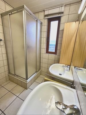 Badezimmer DG