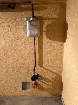 Gasanschluss im Keller