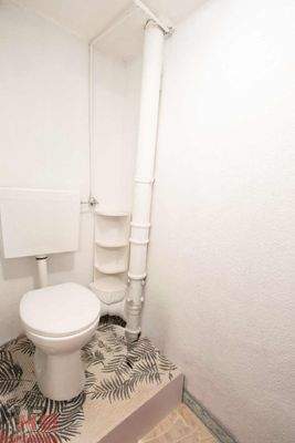 Toilette, Souterrain