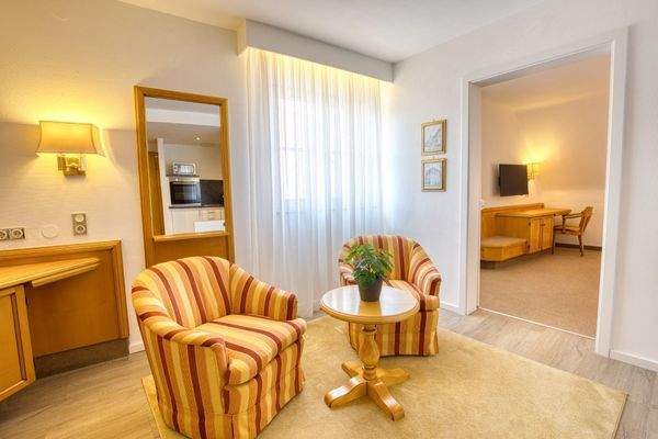 Boardinghaus Zeitwohnen Kurzzeitmiete Gerlingen Stuttgart statt Hotel bei urbanbnb (3).jpg