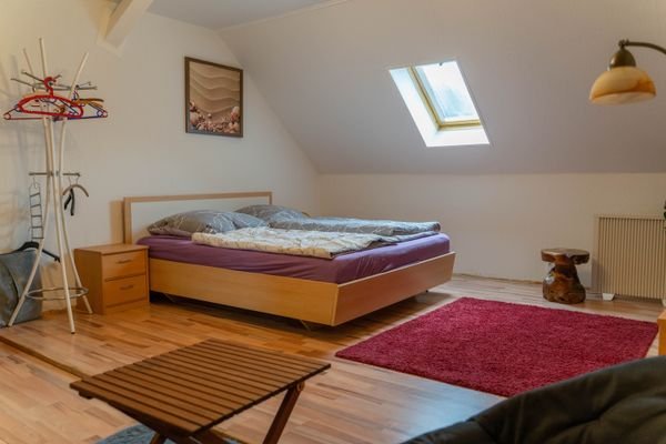 Haus - Einliegerwohnung OG