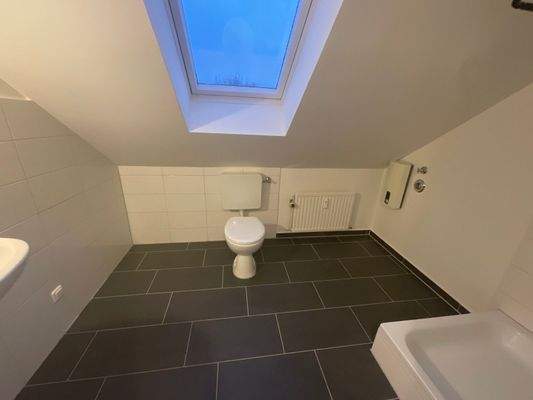 Tageslichtbad mit Dusche