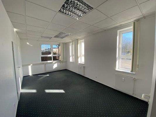 Büro 2 .linke Seite