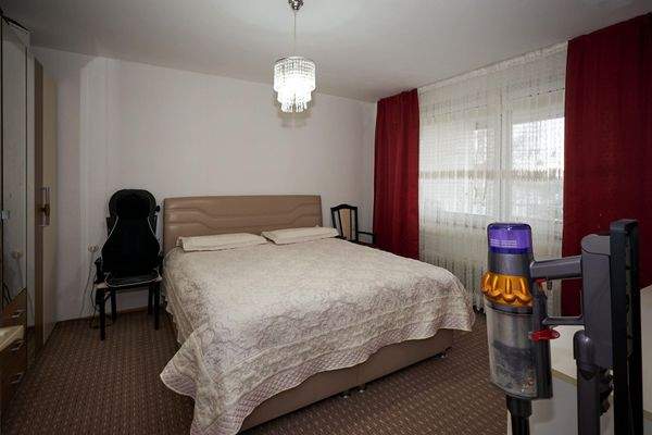 Schlafzimmer Ebene 1