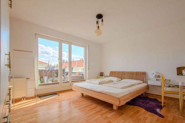 großes Schlafzimmer