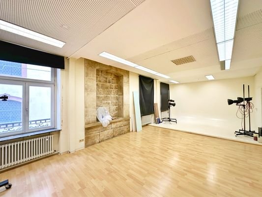 25020 großer Raum im OG