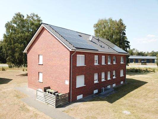 Zweifamilienhaus mit Solardach