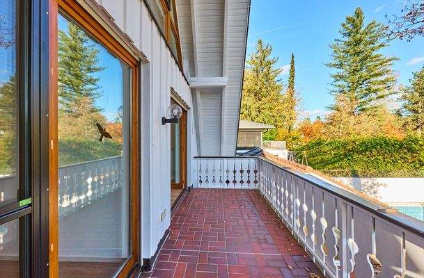 Balkon im Obergeschoss