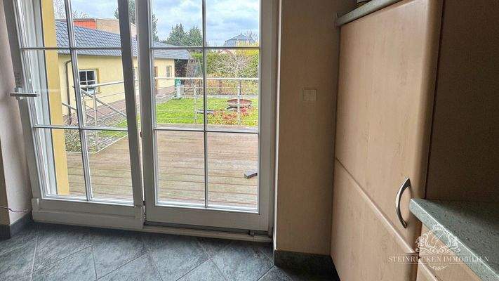 Balkon mit Gartenansicht, Nord